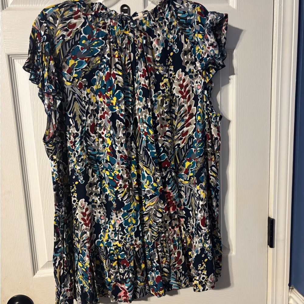 Chic Soul Black and Blue Ruffled Sleeveless Blouse